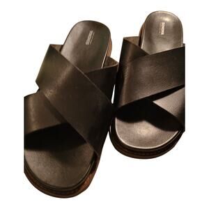 Sonoma Women's Crossover Slide Black Faux Leather Size 10M Gently Used 2025